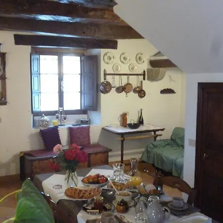 Fonte Dei Billi Bed & Breakfast *