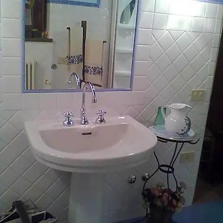 Bed & Breakfast Fonte Dei Billi 3*